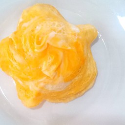 ข้าวราดไข่ข้น+น้ำซุป (ไข่2ฟอง)