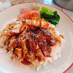 ข้าวหน้าเป็ด +หมูกรอบ พิเศษ