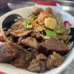 ก๋วยเตี๋ยวเรือ ป.ประทีป เสือใหญ่ (รัชดา 36) -