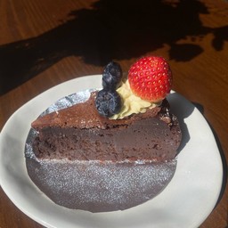 Fourless Chocolate Cake