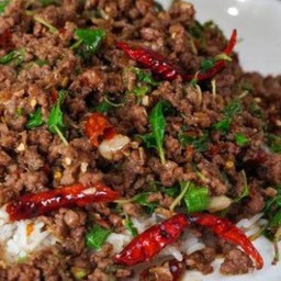 กะเพราหมูสับ