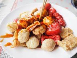 ร้านส้มตำมั้ย และกล้วยปิ้งเฉื่อยฉ่ำแฉะ