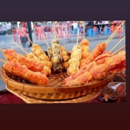 ร้านโคตรทอด (ลูกชิ้น ไก่ เกี๊ยว) ยิปซีบางซ่อน