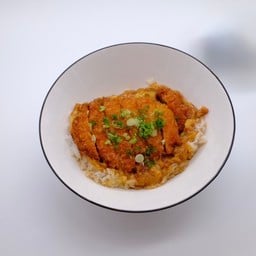 ข้าวหมูทอด คัตสึด้ง