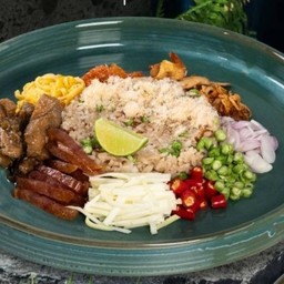 ข้าวคลุกกะปิ สูตรคุณย่า Shrimp-Paste Fried Rice