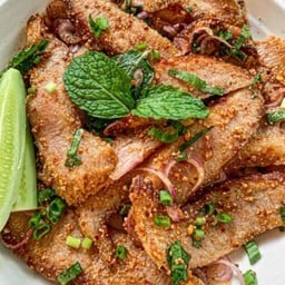 ส้มตำแซ่บ