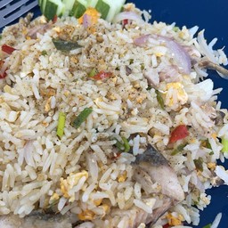 ข้าวผัดปลาทู