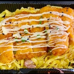 บะหมี่ไก่ทอด(สะโพกไก่) เทอริยากิ(บะหมี่เส้นแบน)