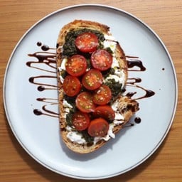 🌱Burrata Toast