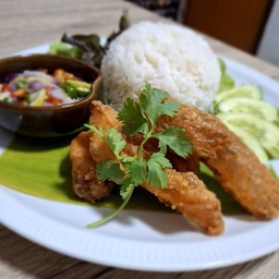 ข้าวปลาทอด