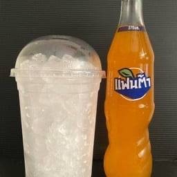 ส้มแฟนต้าแก้วโอ่ง