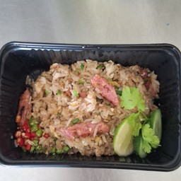 ข้าวผัดเเหนม