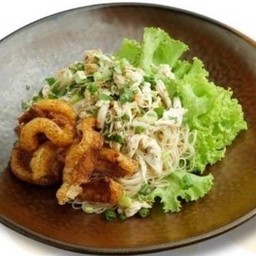 ก๋วยเตี๋ยวเส้นหมี่ไก่นุ่ม ( แห้ง)