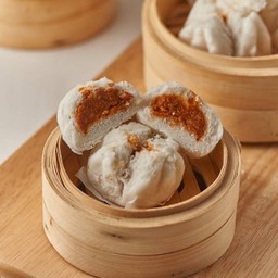 ซาลาเปาหมูแดง