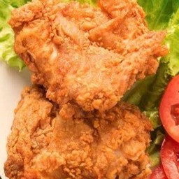 สะโพกไก่ชุบแป้งทอด