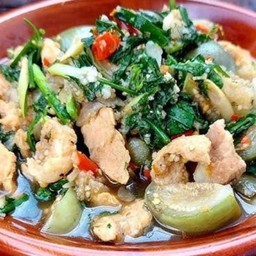 แกงอ่อมเนื้อหมู
