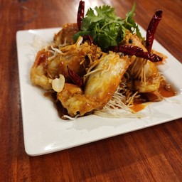 กุ้งทอดซอสมะขาม