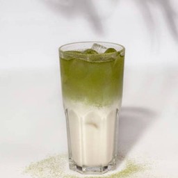 ชาเขียวนม มะพร้าวน้ำหอม ลาเต้