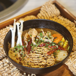 มาม่าหม่าล่าหมู