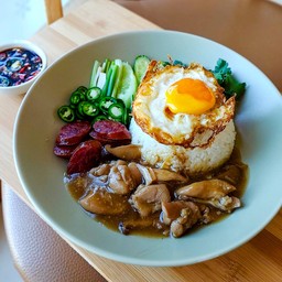 ข้าวหน้าไก่ กุนเชียง+ไข่ดาว