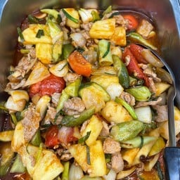 ข้าวแกง ขนมจีนวันเพ็ญ รพ.อยุธยา