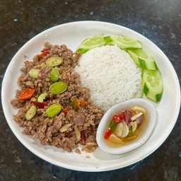 ข้าวหมูผัดกะปิสะตอ