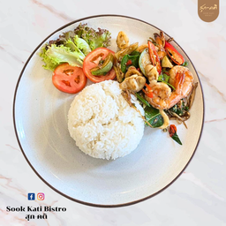 ข้าวผัดฉ่าทะเลแตก