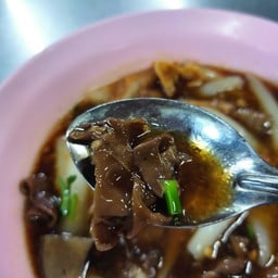 ก๋วยจั๊บสามทุ่ม (เจ้าเก่า) บางซื่อ