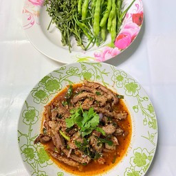 น้ำตกเนื้อ