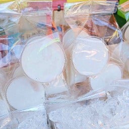 ผักสลัด By บ้านสวนพี่กะน้อง ตลาดนัดโดมอ่าวอุดม