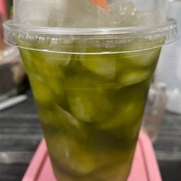 ชาเขียวสตอเบอรี่