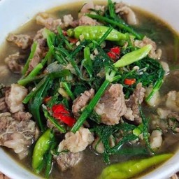 แกงอ่อมเนื้อสด