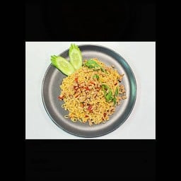 กะเพรามาม่าหมูสับ