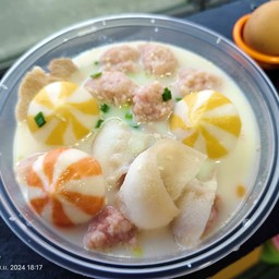 น้ำซุปกระดูกหมู