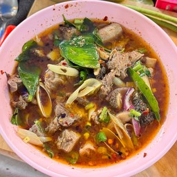 ต้มแซ่บเครื่องในเนื้อรวม