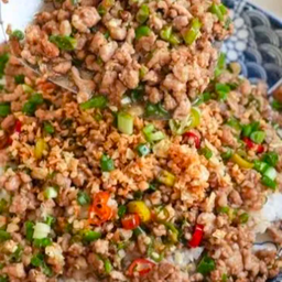 พริกเกลือหมูสับ ราดข้าว