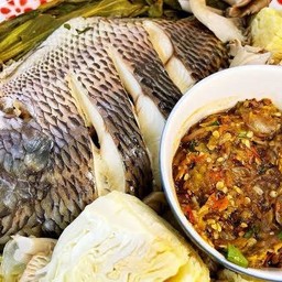 ปลานิลนึ่งพร้อมแจ่วอิสาน