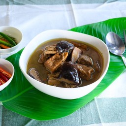พะโล้เจ