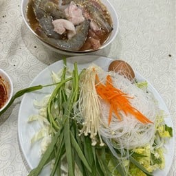 เมนู  ชุดเล็ก190฿  ชุดใหญ่ 240฿