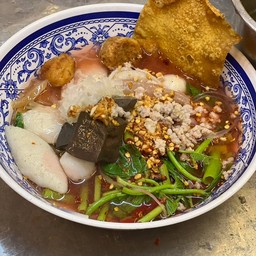 ก๋วยเตี๋ยวเย็นตาโฟต้มยำ