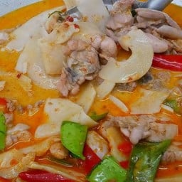 แกงคั่วไก่หน่อไม้ดอง+ข้าว