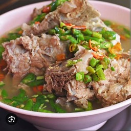 ต้มเล้งกระดูกหมูติดเนื้อ