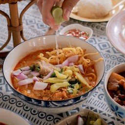 ข้าวซอยไก่