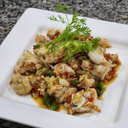 เนื้อปูผัดพริกขี้หนูสวน