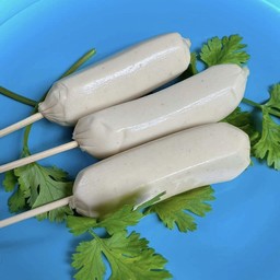 ไส้กรอกไก่กระเทียม