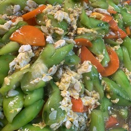 ไข่ผัดบวบ