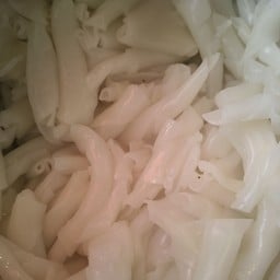 เส้นก๋วยจั๊บเปล่า