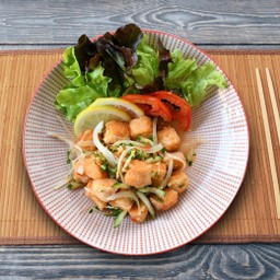 Spicy Salmon Toro Karaage Tataki