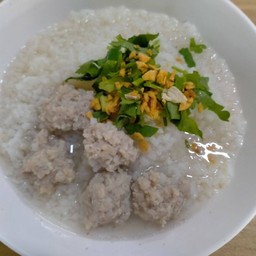 ข้าวต้มหมูสับ