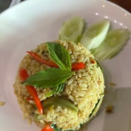 ข้าวผัดแกงเขียวหวาน